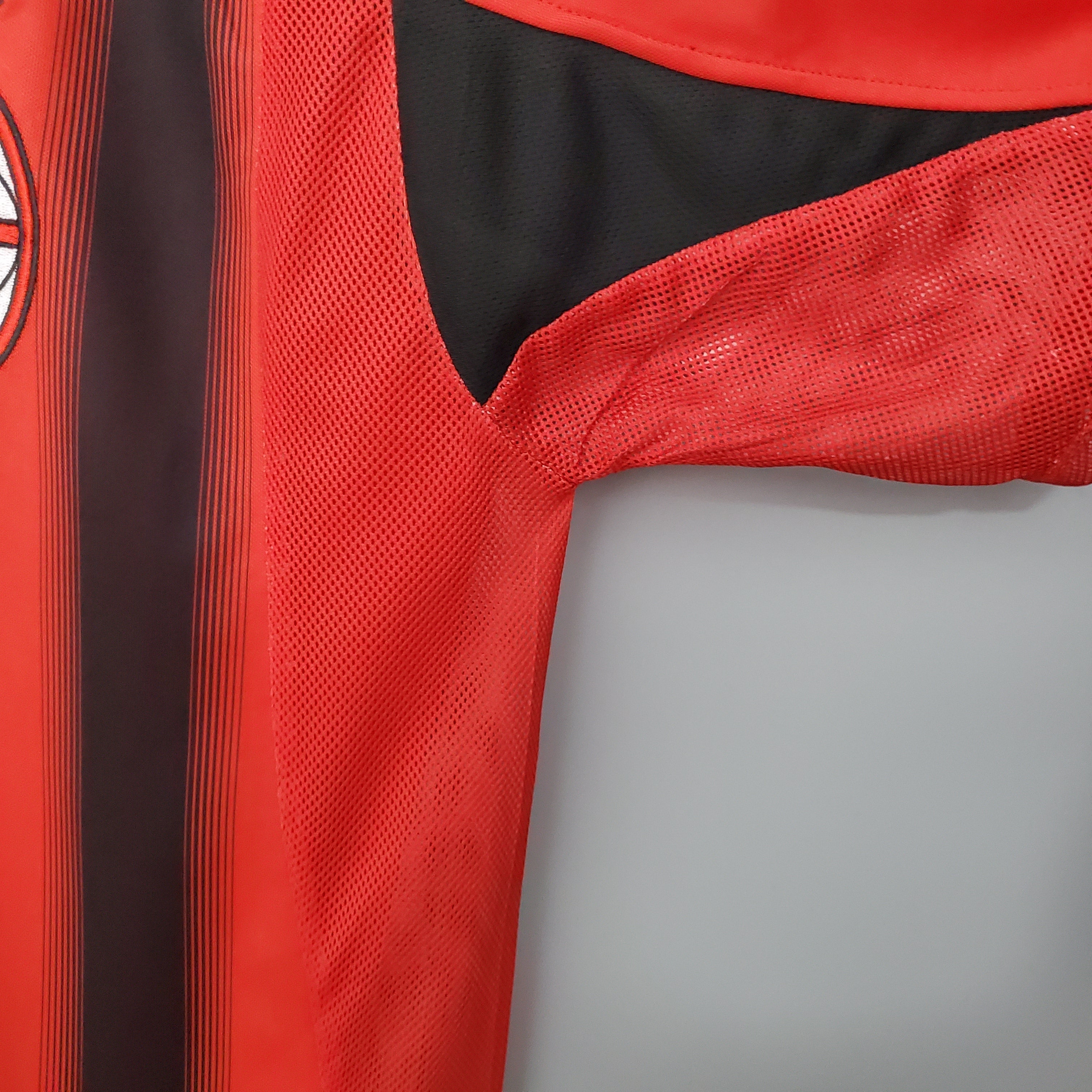 AC Milan Retro Home Jersey 2004-2005