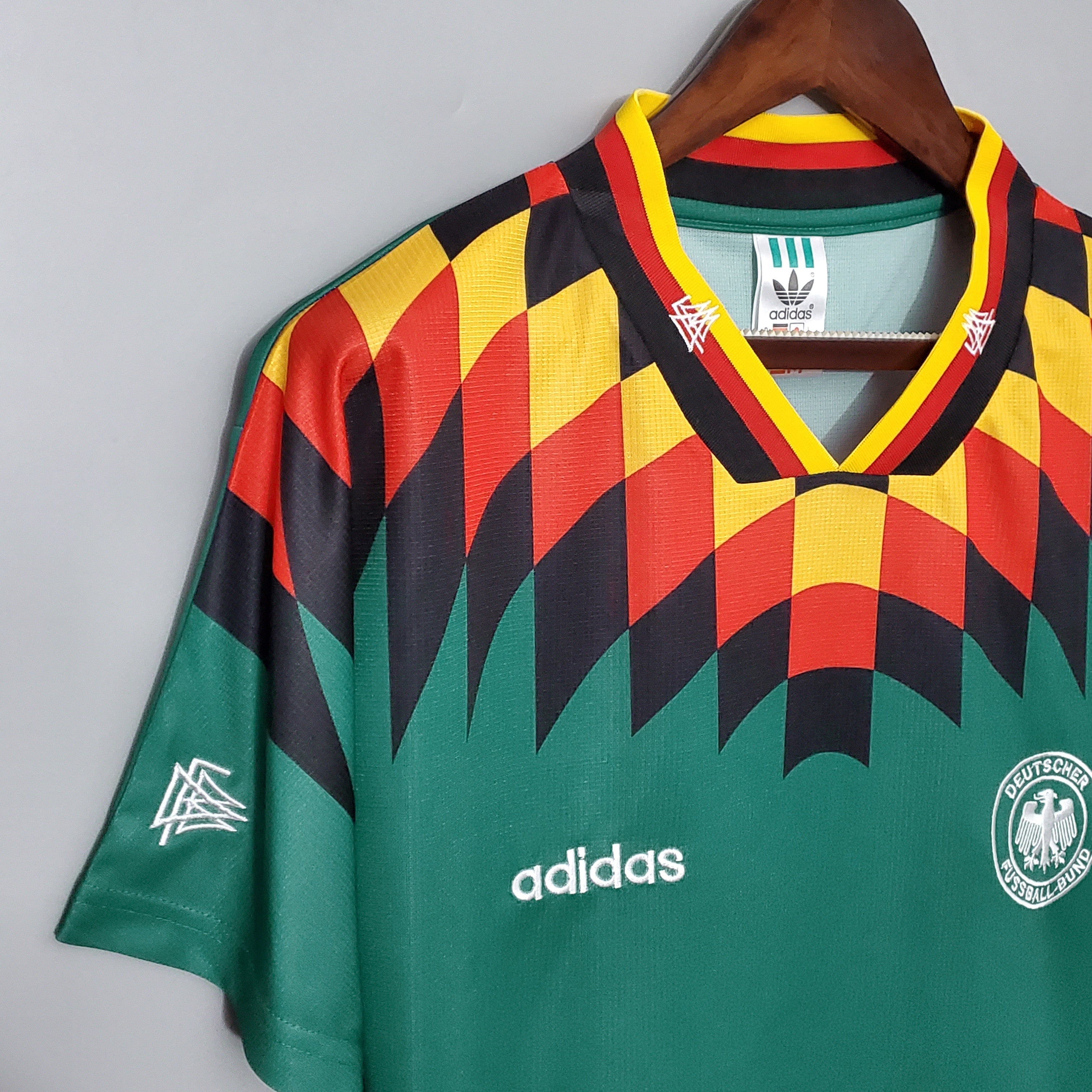 Camiseta retro de visitante de Alemania de 1994