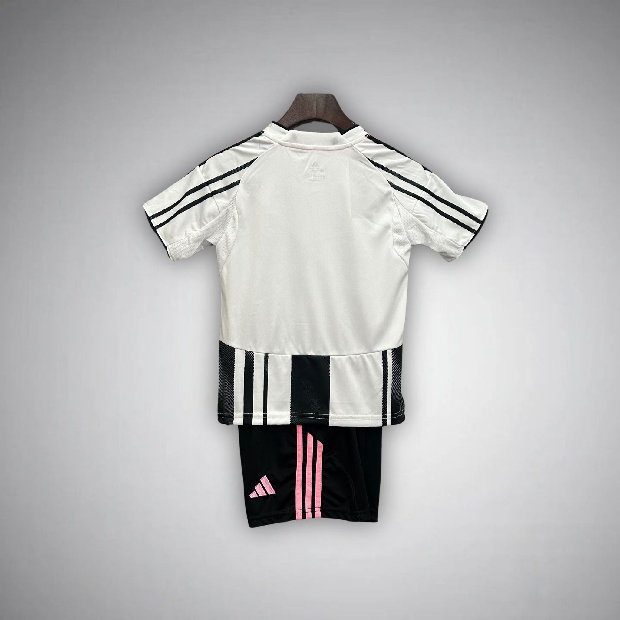 JUVENTUS KIDS JERSEY 2025/2026