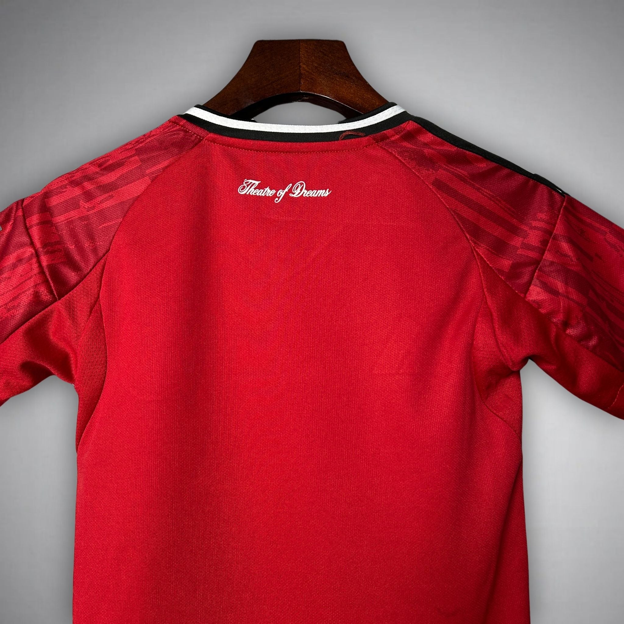 MANCHESTER UNITED KIDS JERSEY 2025/2026