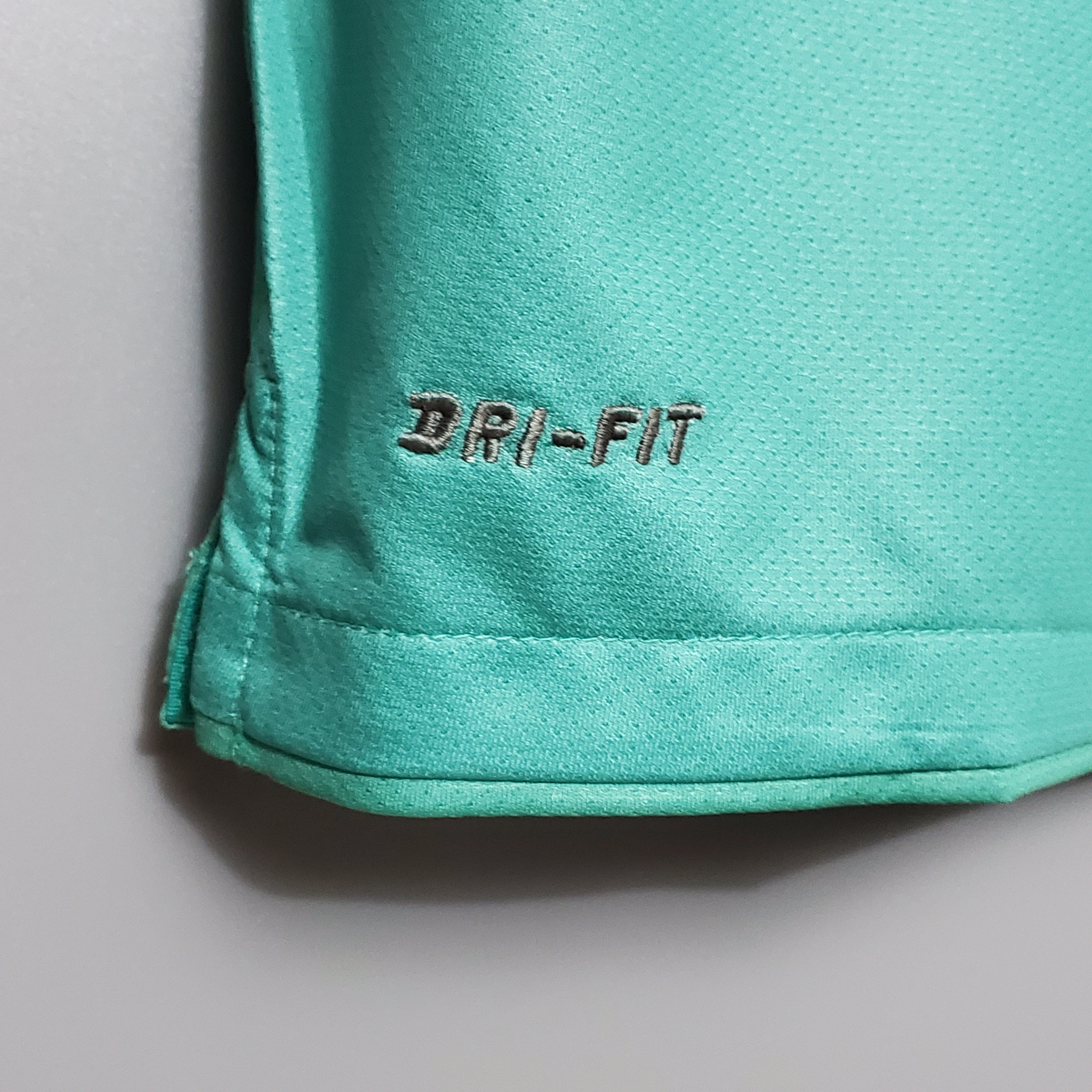 BARCELONA AWAY RETRO 2010 / 2011