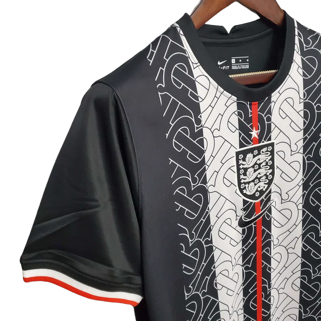 ENGLAND X BURBERRY CONCEPT SHIRT