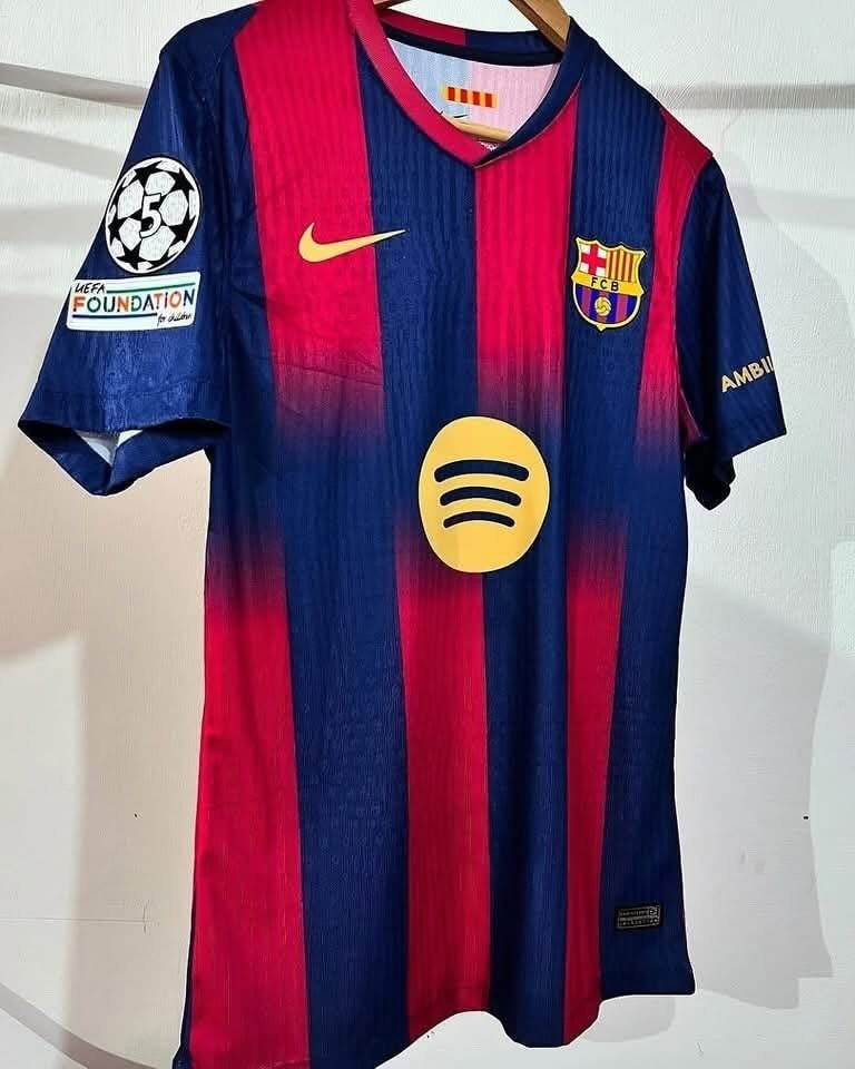 FC Barcelona 2025/2026 home kit