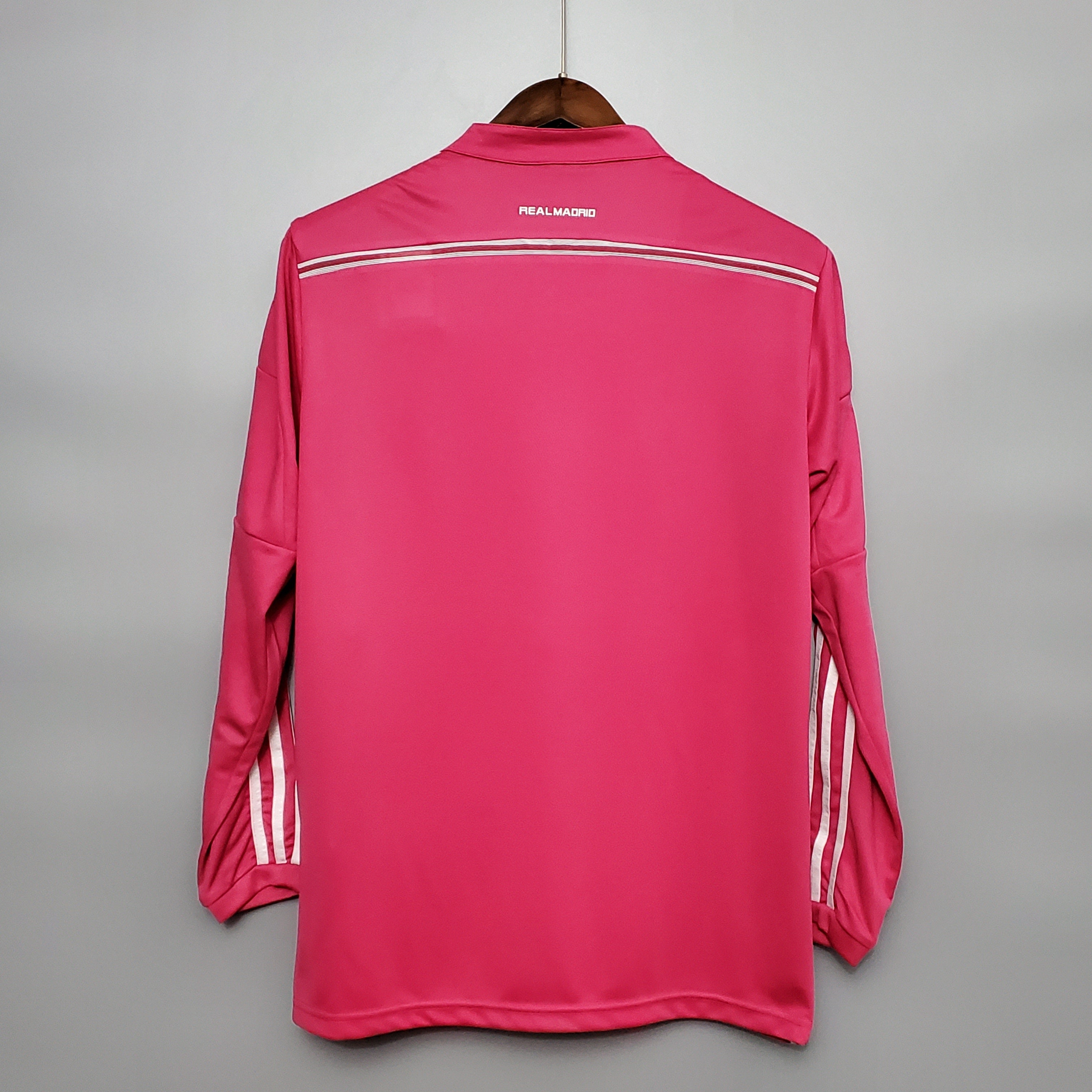 Camiseta retro de manga larga rosa del Real Madrid 2014/2015