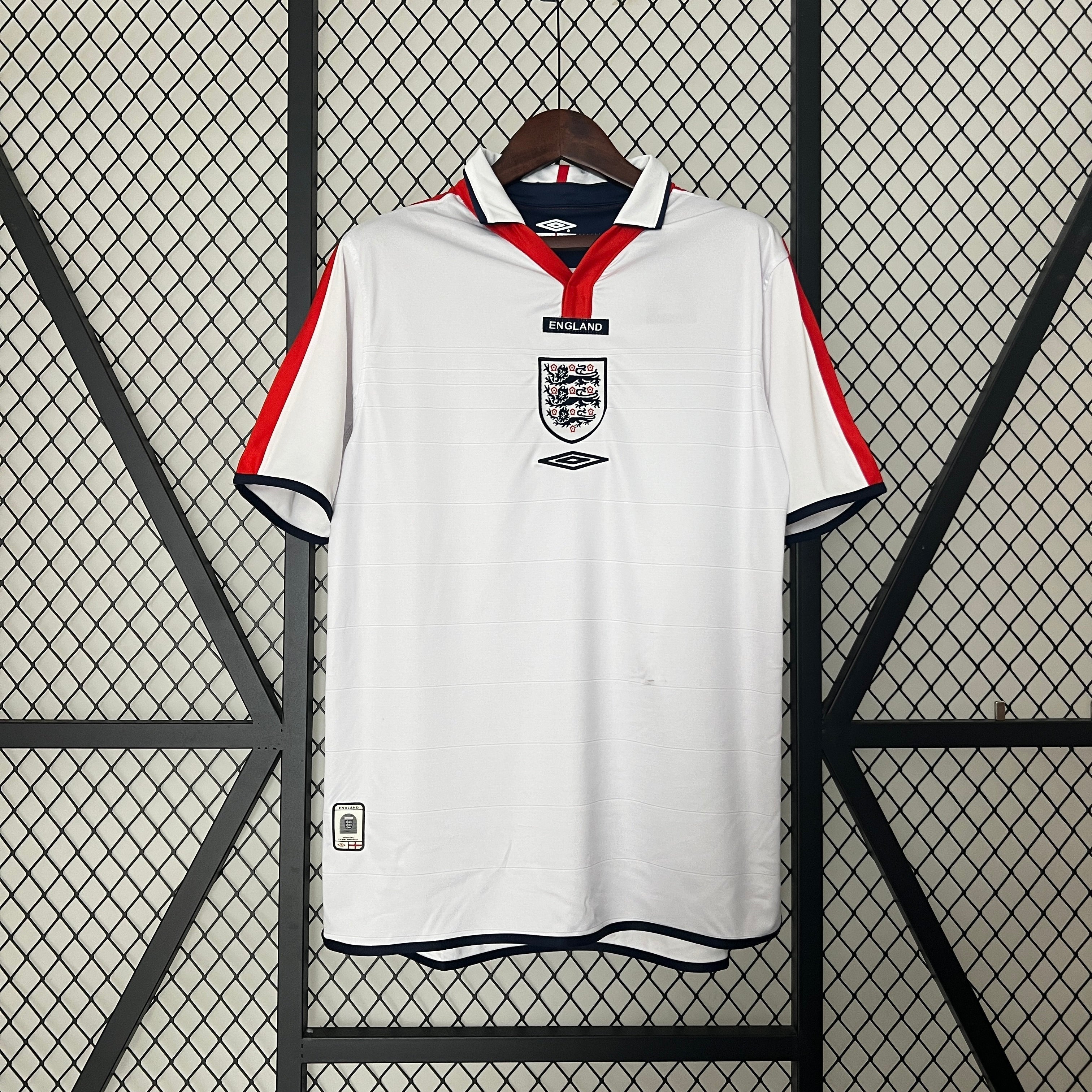 England Home retro kit 2004
