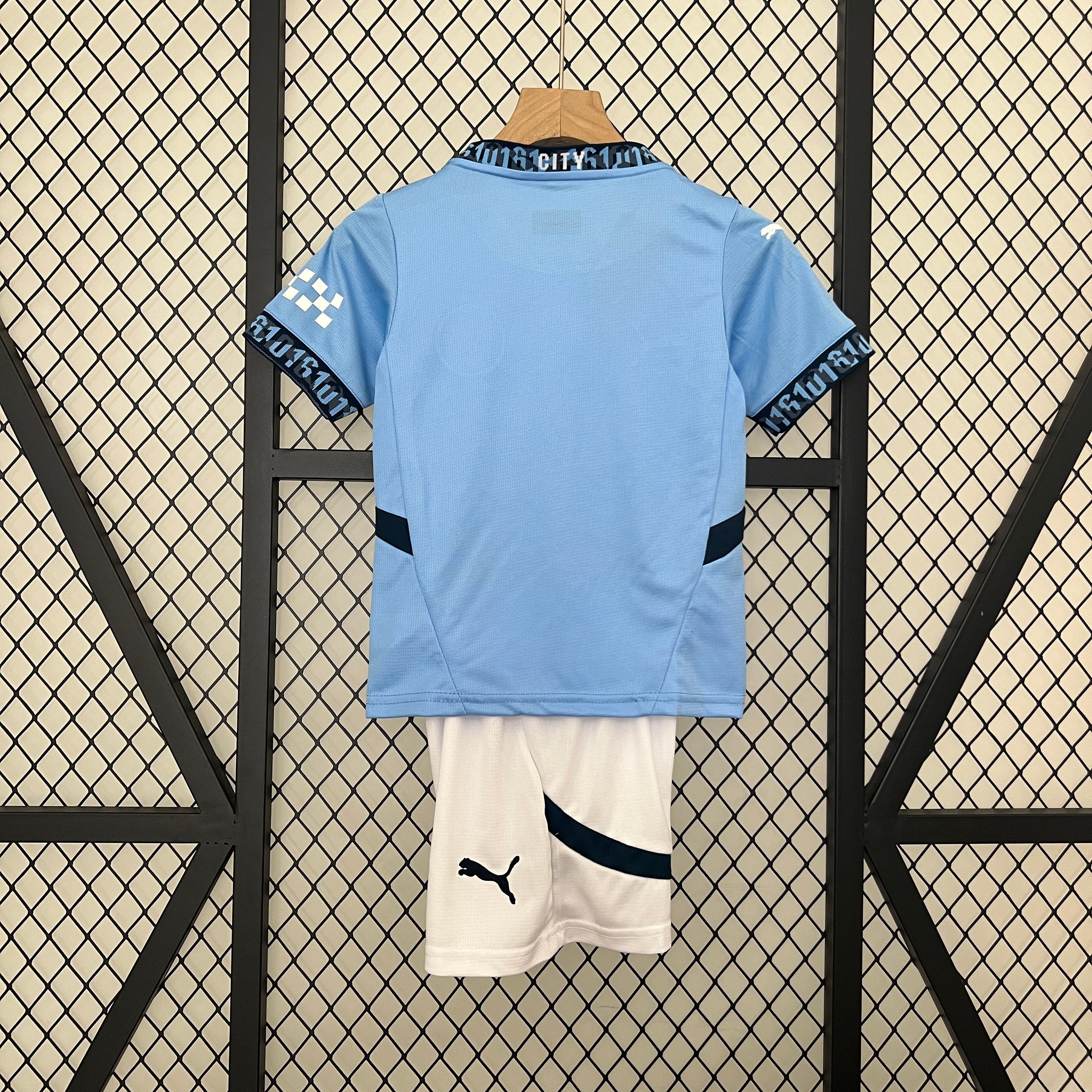 Manchester City 24-25 Kids jersey