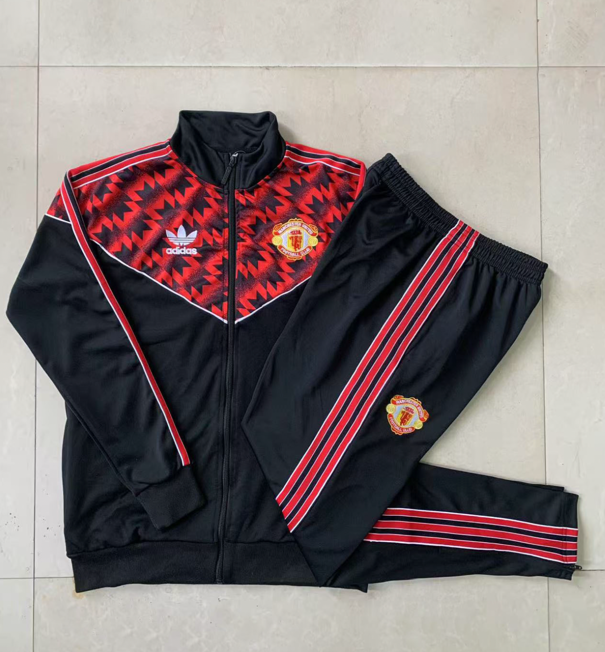 Manchester United Tracksuit 2025/2026