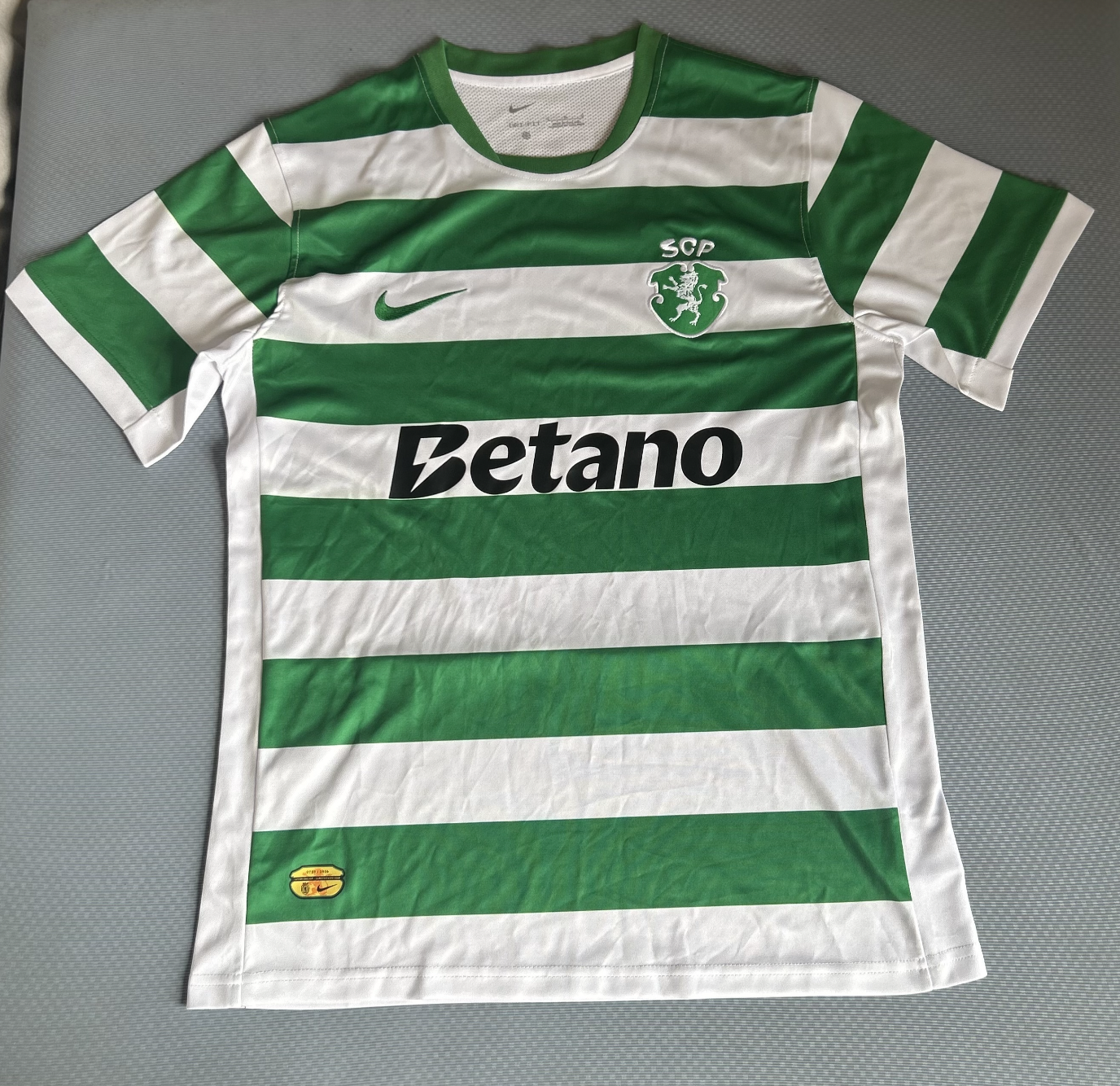 Sporting Lisbon 2025-26 home jersey