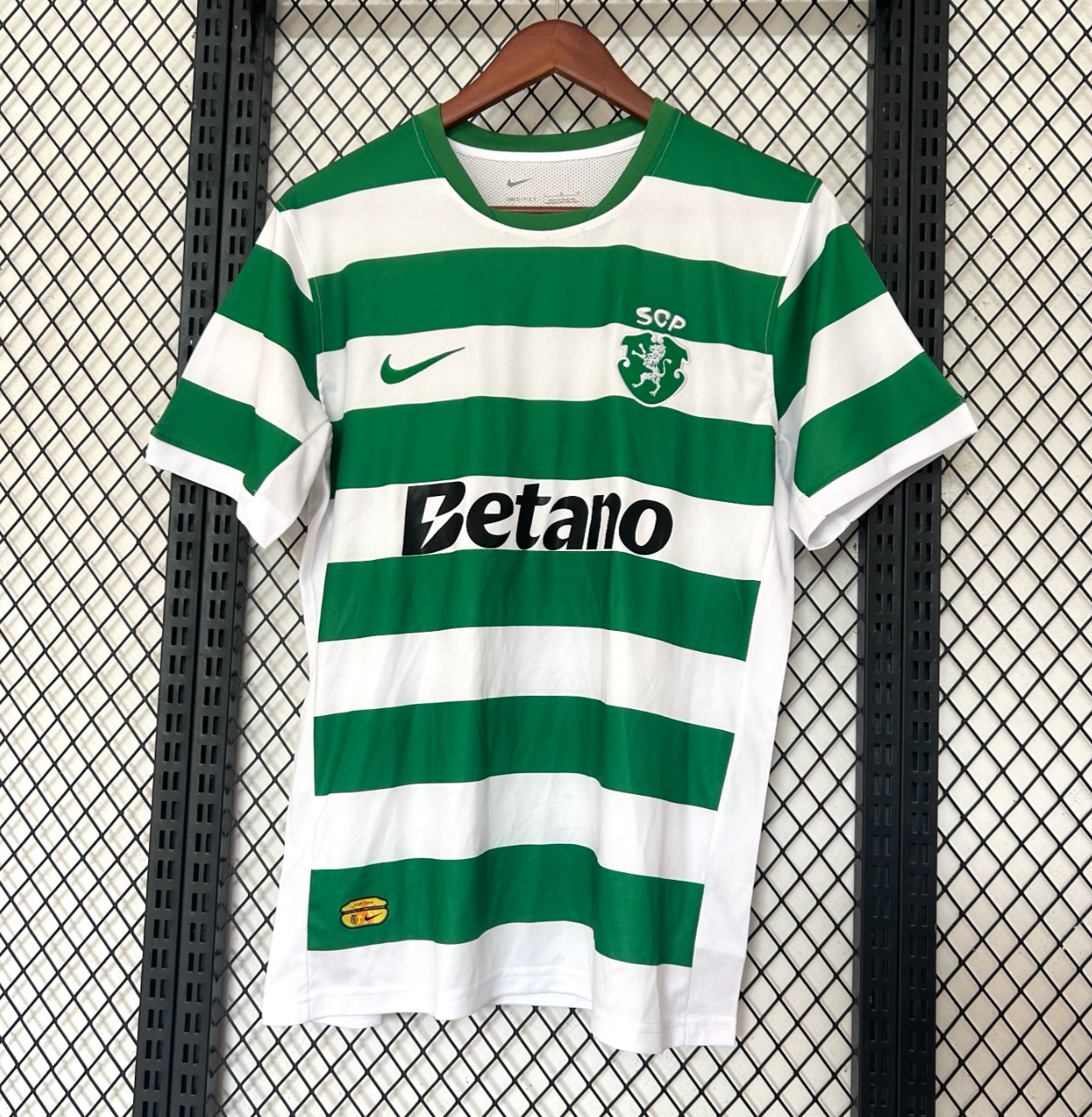 Sporting Lisbon 2025-26 home jersey