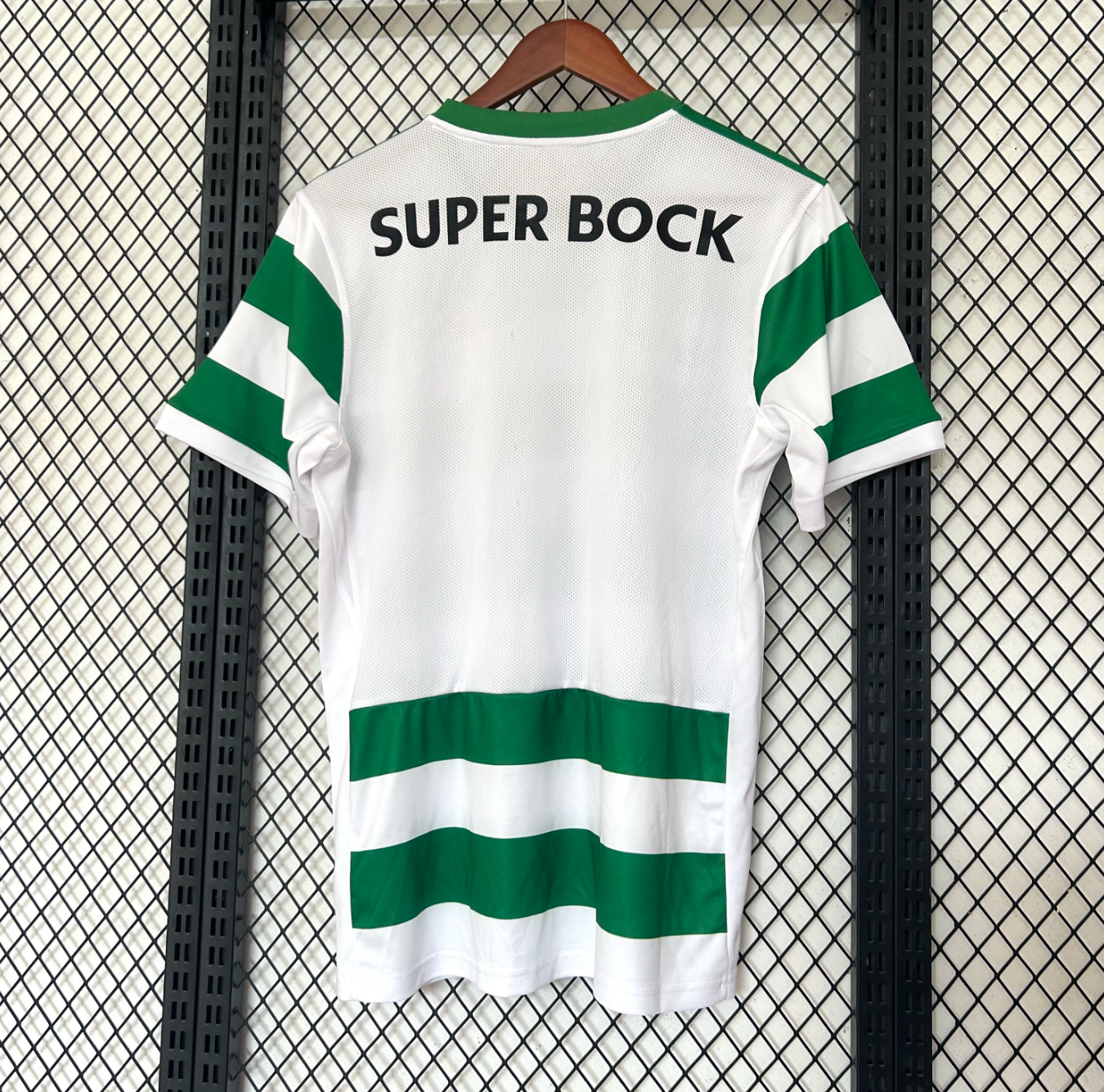 Sporting Lisbon 2025-26 home jersey