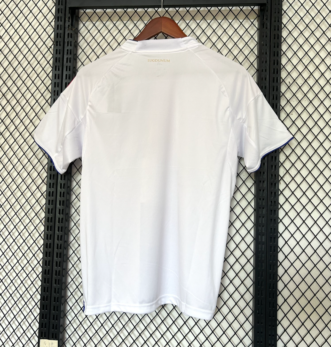 Camiseta local Olympique Lyonnais 2025/2026