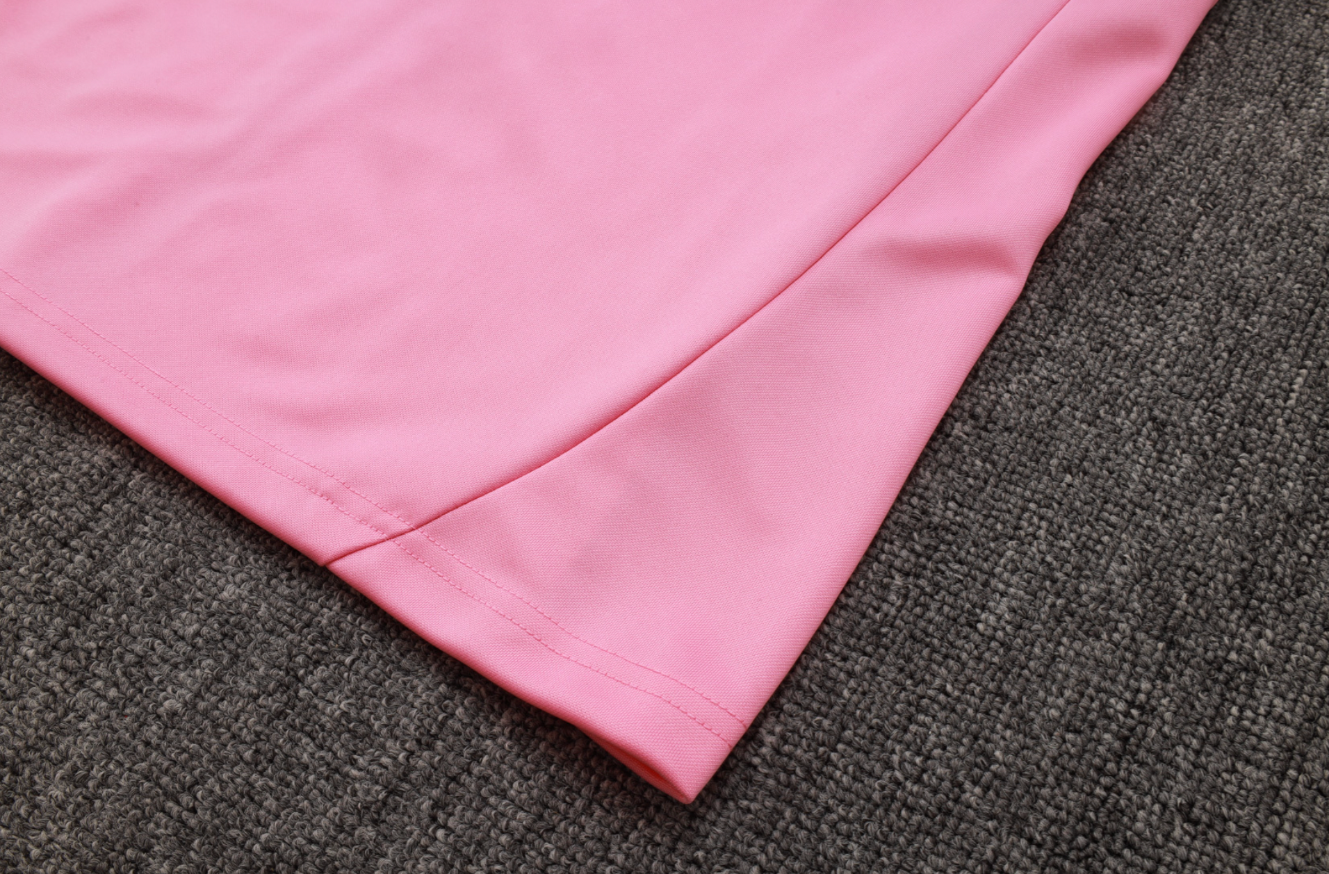 Inter Miami 2026/2027 pink tracksuit