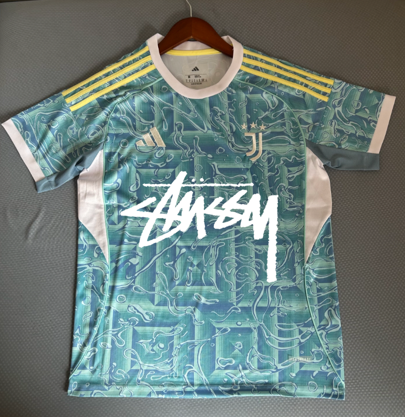 Juventus x Stussy 2025/2026 Special Edition jersey
