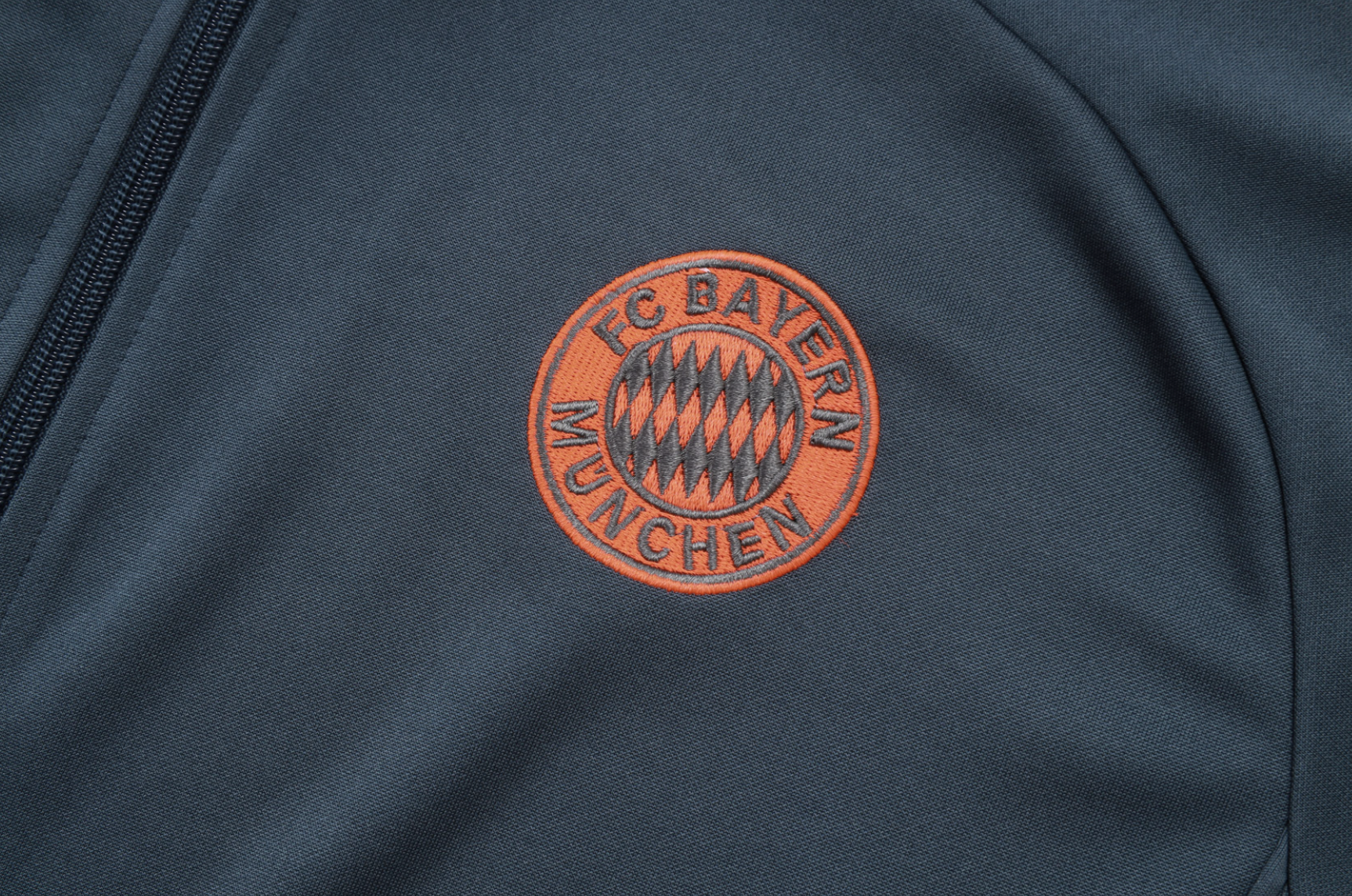 Bayern Munich Tracksuit 2025/2026
