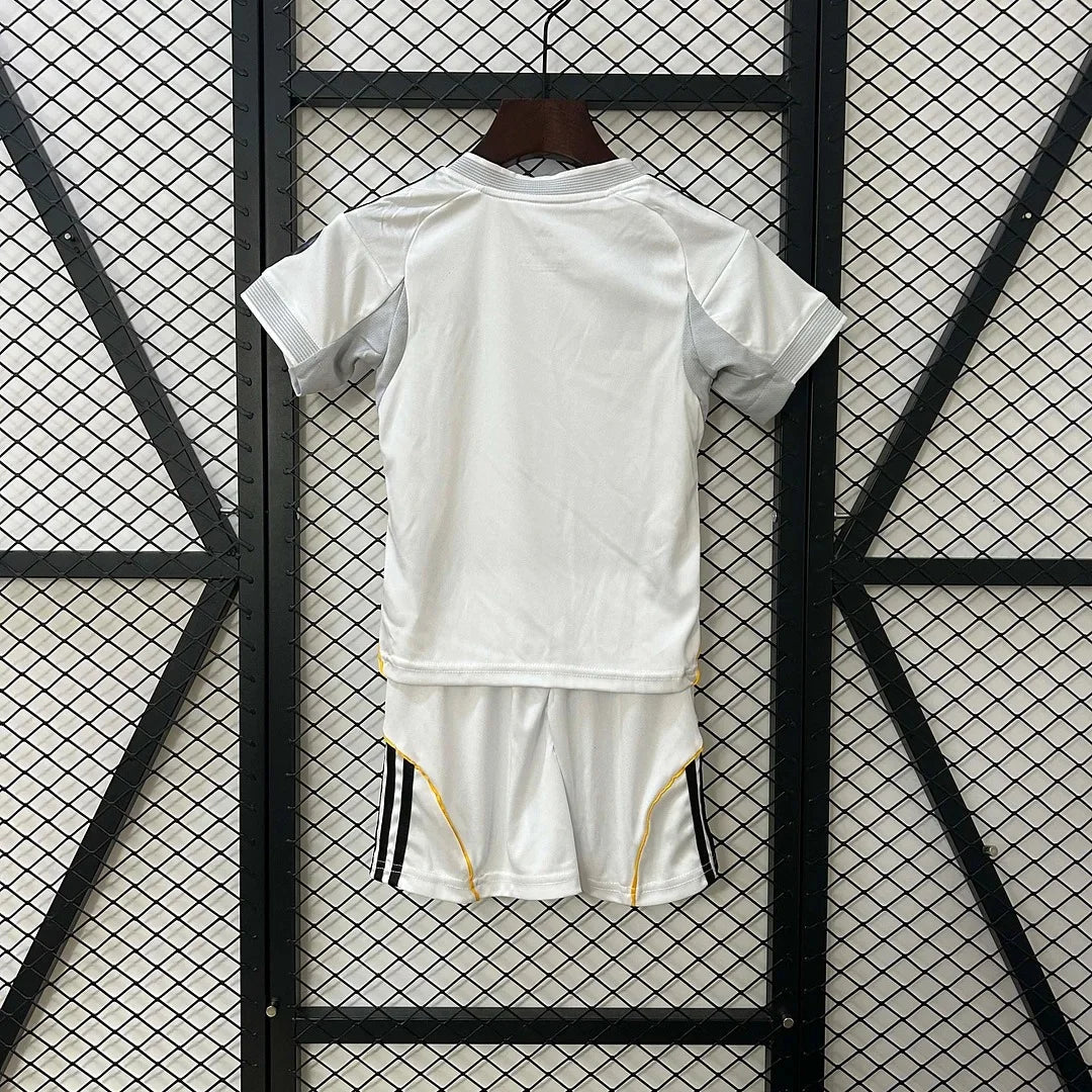 Real Madrid 2025–2026 Kids Jersey