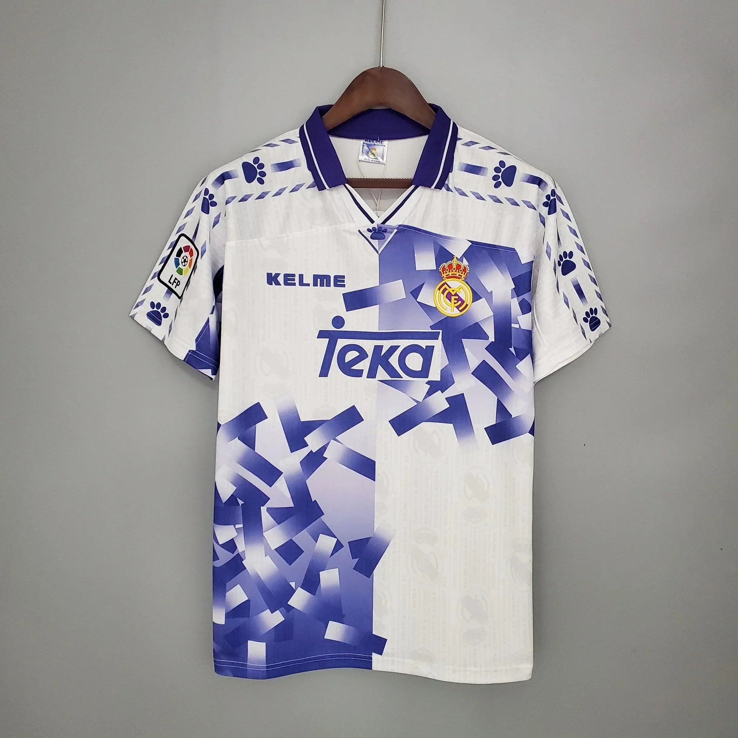 Real Madrid retro shirt 1996 / 1997