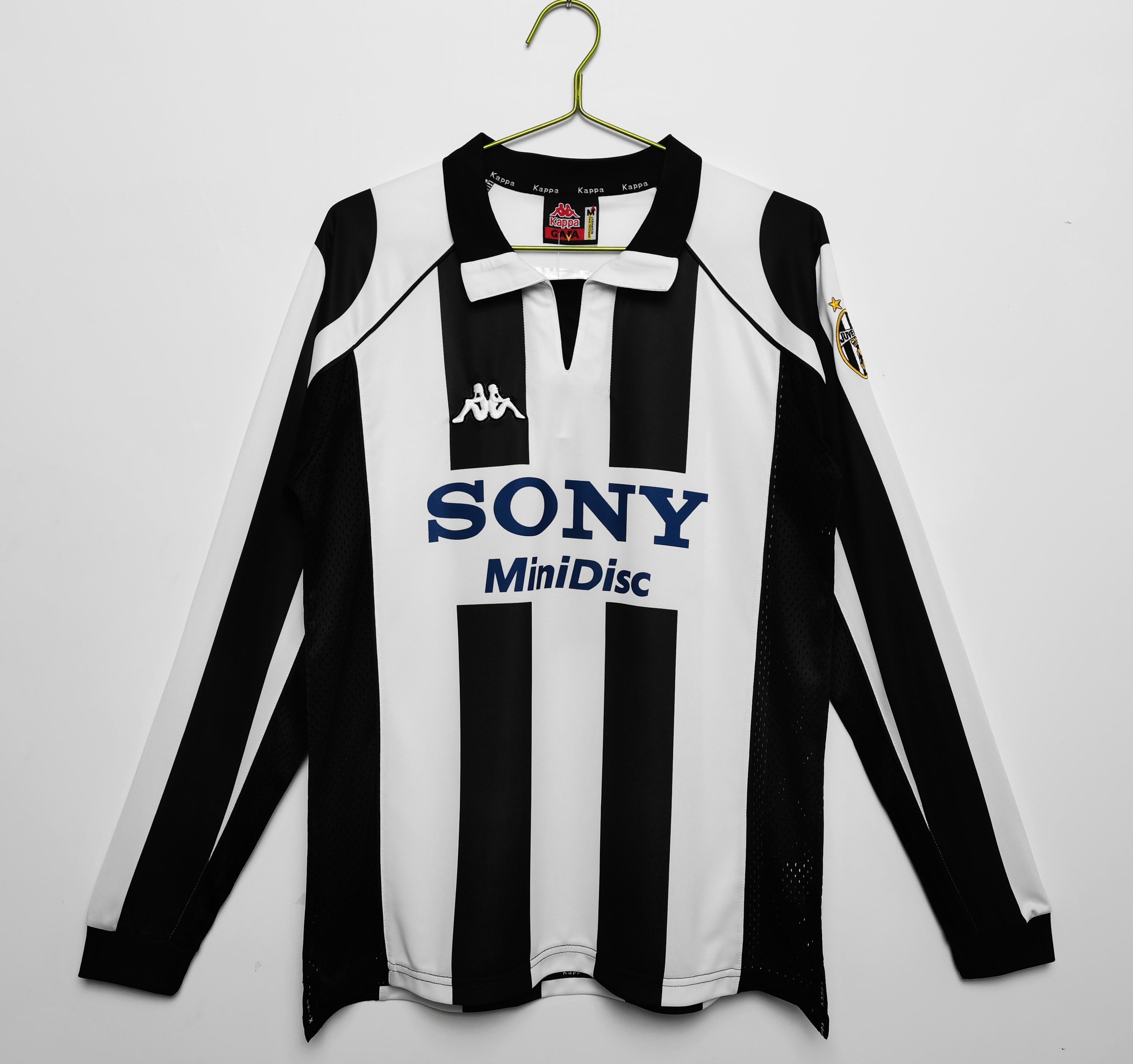 Camiseta de local de manga larga de la Juventus 1997-1998