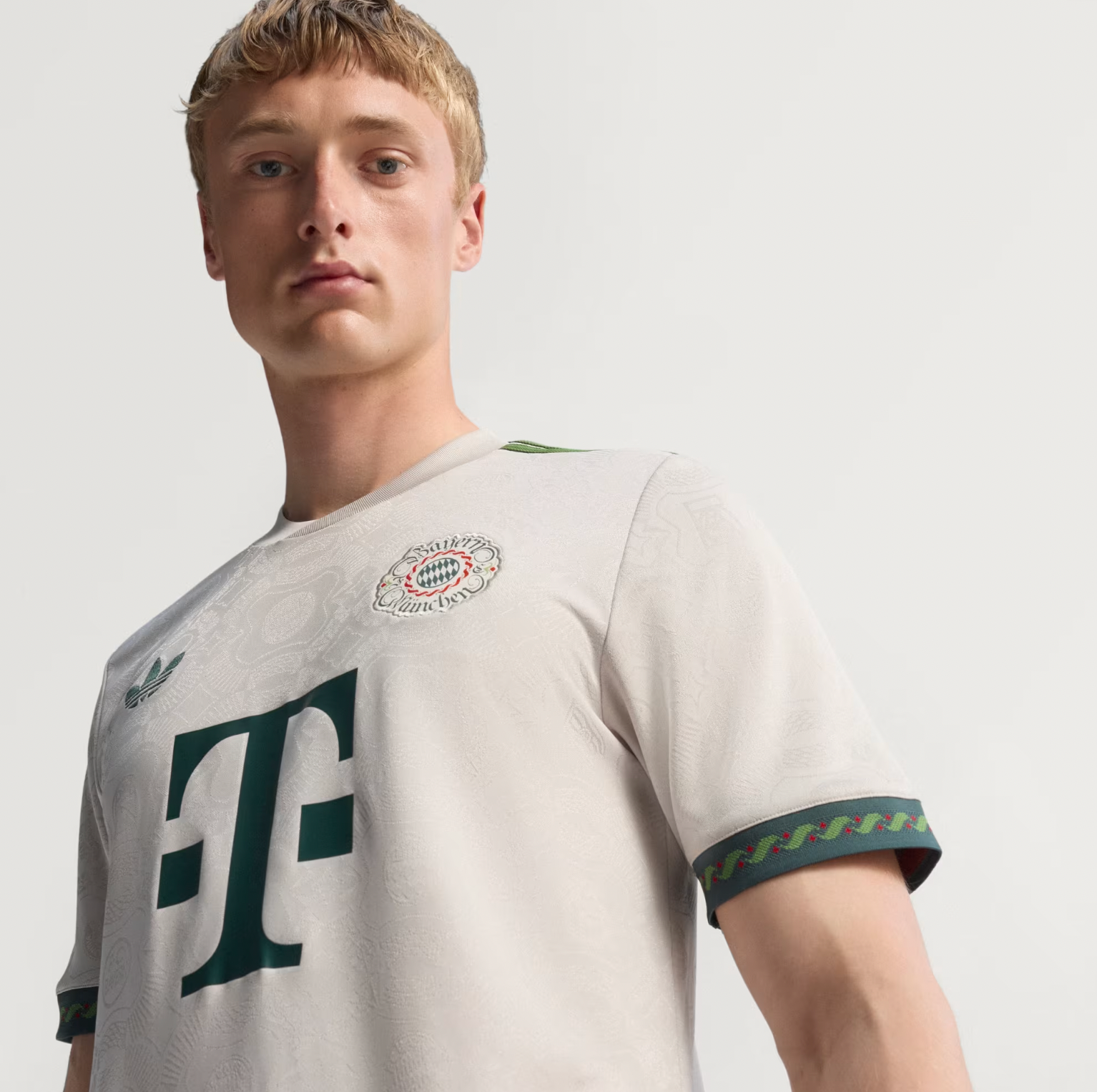 Bayern Munich Wiesn 2025/26 jersey