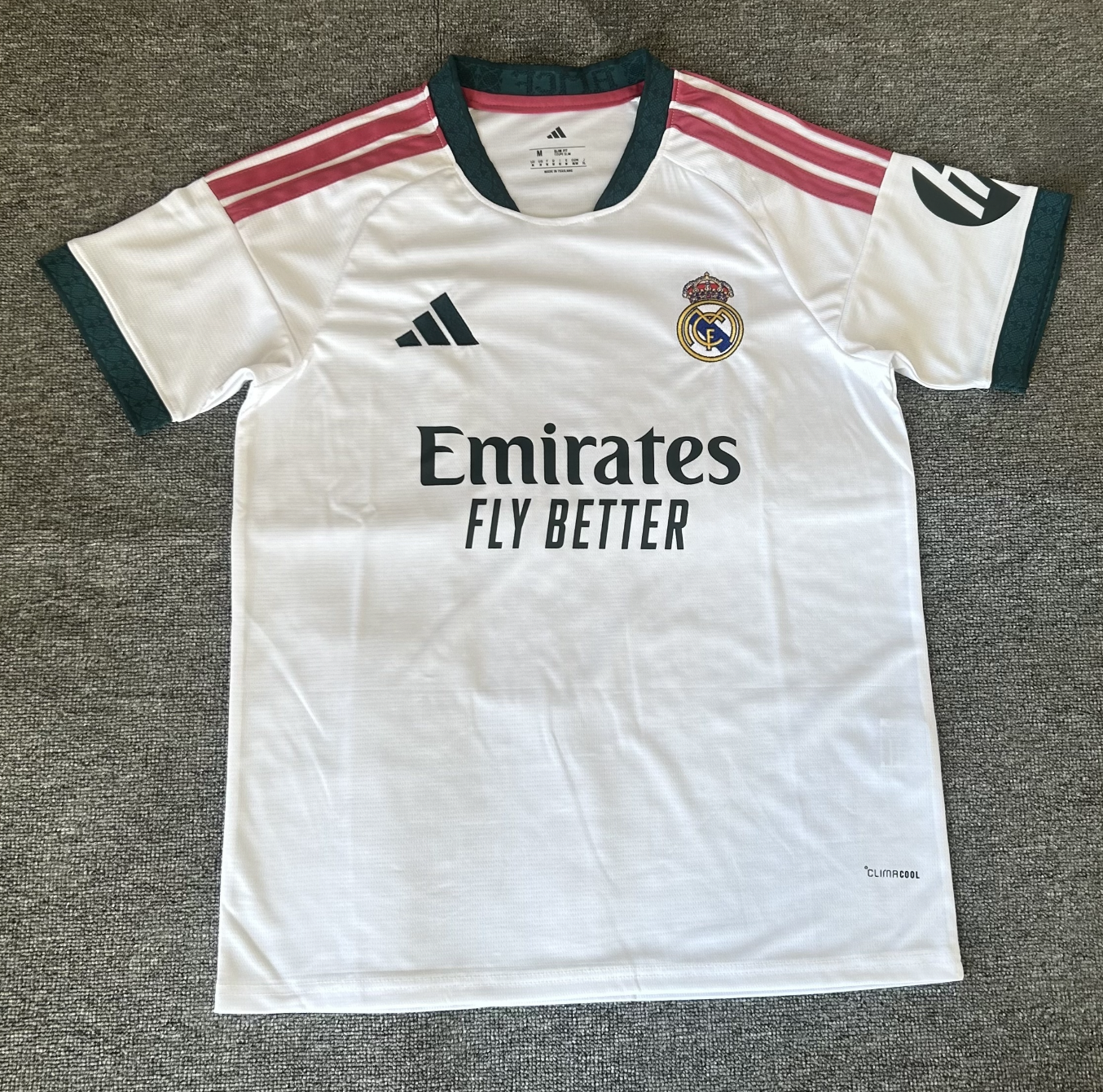 Real Madrid 2026/2027 football jersey