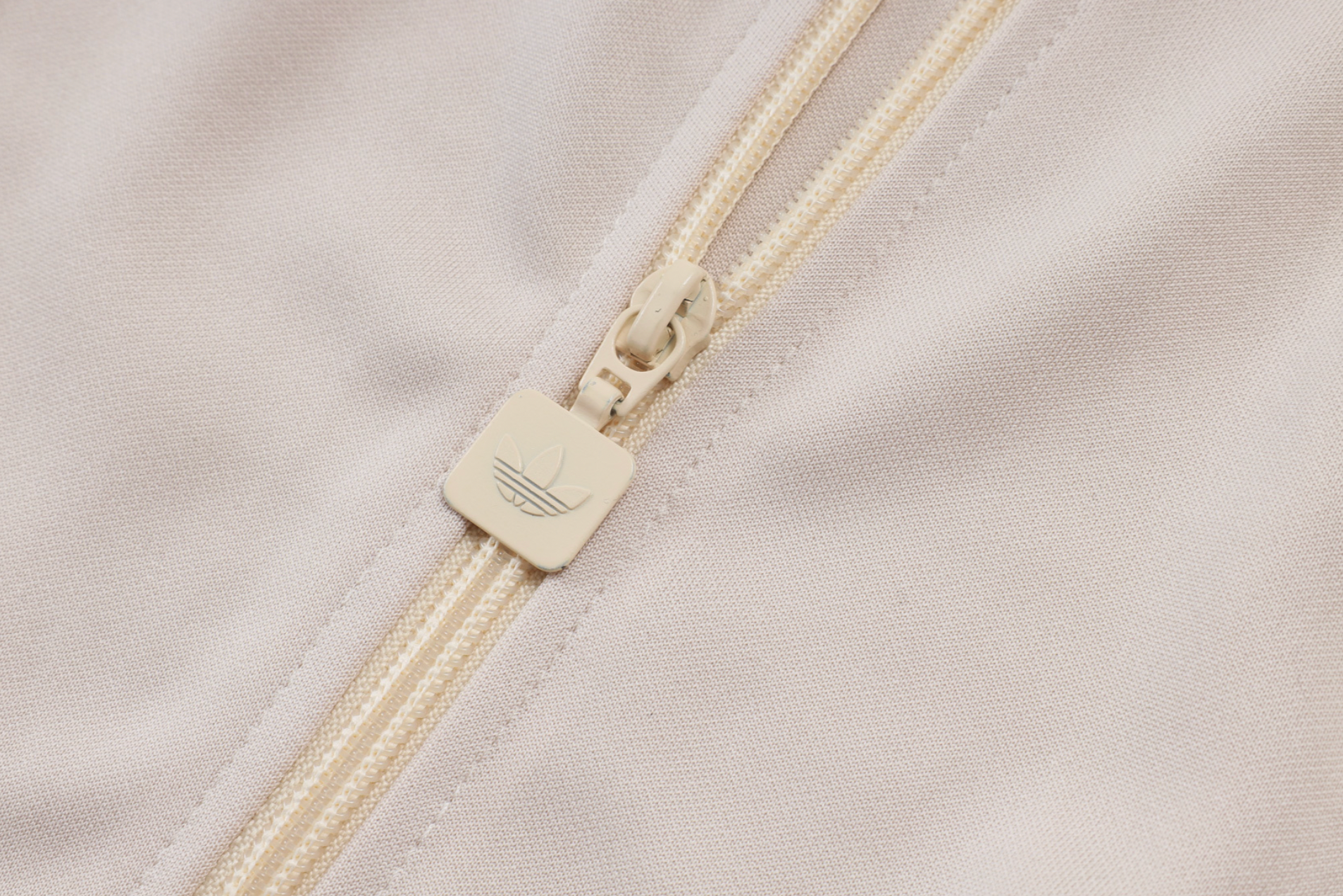 Ajax 2026 icons tracksuit